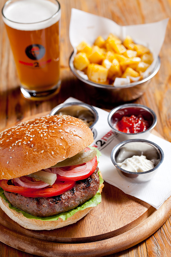 המבורגר של שטרן. צילום בועז לביא