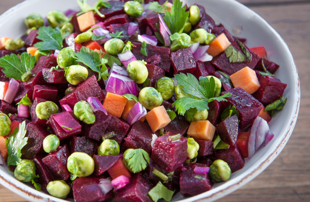 אוכל לשולחן הסדר מיוחנן. צילום שי אפגין