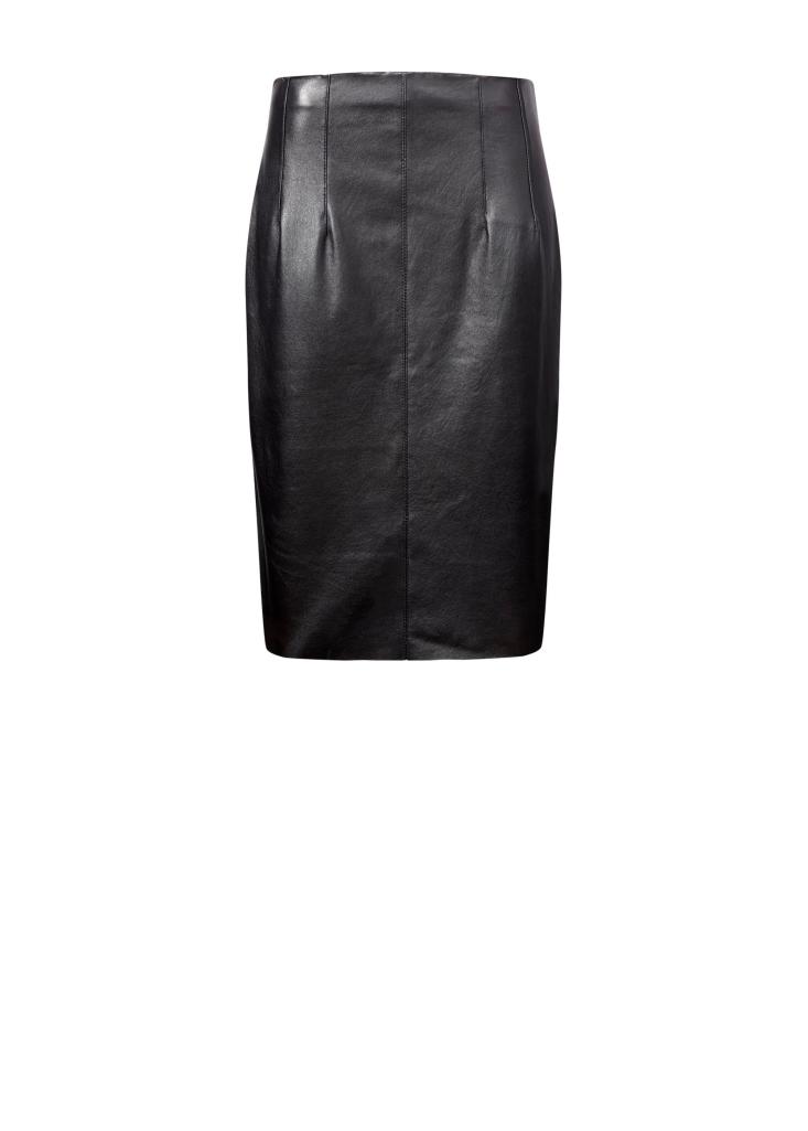 חצאית עור שחורה, 499.9 ש"ח, צילום ליה רובירס