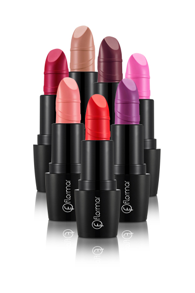 Revolution Lipstik flormar לוולנטיין מחיר 55 שח צילום: גרייס ניוטון
