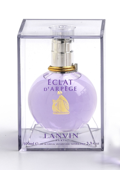 בושם לאישה מבית לנוון אקלה דה ארפז מחיר 249 ל100 מל מחיר 99 שח ל30 מל צילום יחצ חול