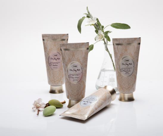 חדש מבית SABON - silky body milk קרם גוף פרימיום מחיר 98 שח צילום דן לב (Custom)